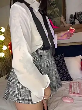 Alice milf  online show from February 8, 2025, 2:27 pm