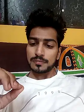 Snapshot of INDIAN_PRINCE_01 chatting on March 21, 2025, 5:23 pm INDIAN PRINCE 01 online show from March 21, 2025, 5:23 pm