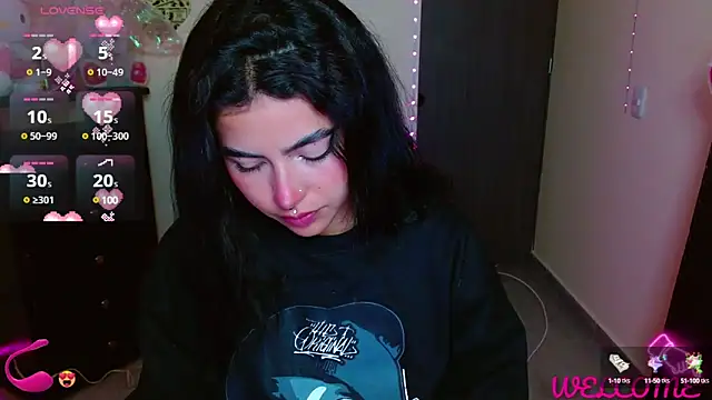 Snapshot of _luna_torres chatting on March 19, 2025, 6:24 am luna torres online show from March 19, 2025, 6:24 am