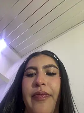 Snapshot of _luna_torres chatting on July 12, 2026, 3:41 am luna torres online show from July 12, 2026, 3:41 am