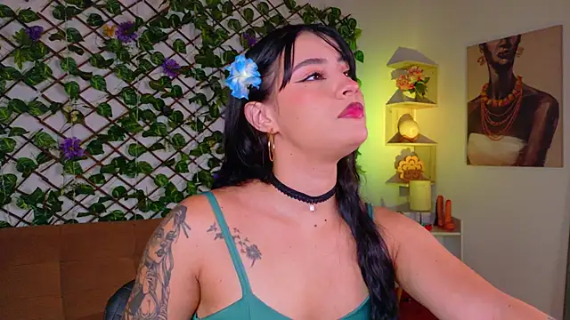 melody cute10 online show from April 14, 2026, 1:28 pm