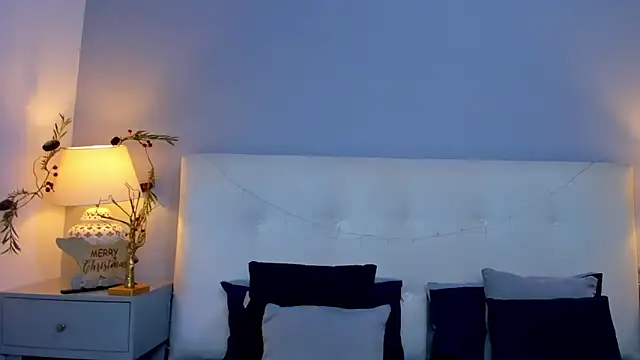 Snapshot of SaraaJhonsonn chatting on December 1, 2025, 4:01 pm SaraaJhonsonn online show from December 1, 2025, 4:01 pm