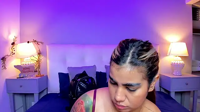 Snapshot of SaraaJhonsonn chatting on December 15, 2025, 4:11 pm SaraaJhonsonn online show from December 15, 2025, 4:11 pm