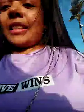 Snapshot of Melikasweetz chatting on February 3, 2025, 10:00 pm Melikasweetz online show from February 3, 2025, 10:00 pm