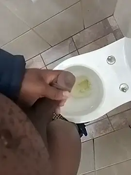 Snapshot of netswera147 chatting on December 20, 2025, 12:51 am netswera147 online show from December 20, 2025, 12:51 am