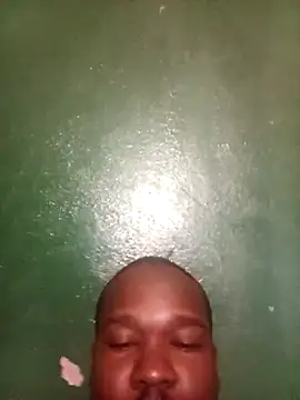 Snapshot of netswera147 chatting on December 23, 2025, 5:27 am netswera147 online show from December 23, 2025, 5:27 am