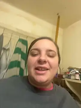 Snapshot of lairarose chatting on December 11, 2024, 5:04 pm lairarose online show from December 11, 2024, 5:04 pm