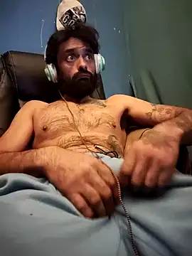 C8L3U online show from December 13, 2024, 11:55 am