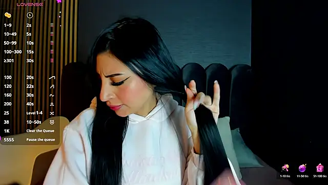 Snapshot of Nicolette_ks_ chatting on February 10, 2026, 3:54 am Nicolette ks online show from February 10, 2026, 3:54 am