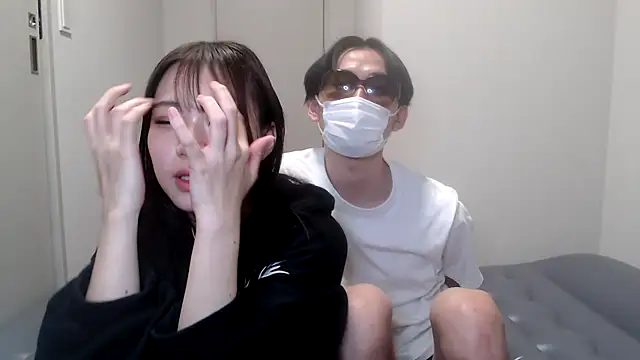 Riri  oo online show from December 6, 2024, 4:28 pm