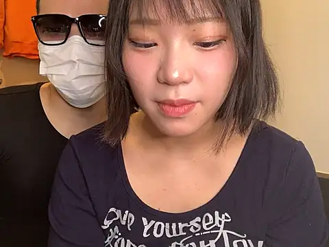 Riri  oo online show from March 12, 2025, 10:37 am