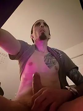 Snapshot of _kiiing_ chatting on February 20, 2025, 12:30 am kiiing online show from February 20, 2025, 12:30 am