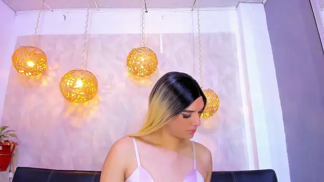 Snapshot of victoria_aleia_ chatting on January 4, 2025, 2:03 am victoria aleia online show from January 4, 2025, 2:03 am