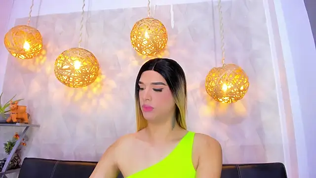 Snapshot of victoria_aleia_ chatting on February 13, 2025, 8:45 pm victoria aleia online show from February 13, 2025, 8:45 pm