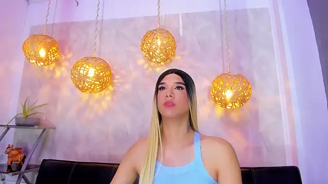 Snapshot of victoria_aleia_ chatting on March 17, 2025, 11:54 pm victoria aleia online show from March 17, 2025, 11:54 pm