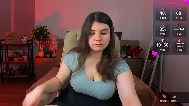 Snapshot of Viola__Shy chatting on February 19, 2026, 9:11 pm Viola Shy online show from February 19, 2026, 9:11 pm