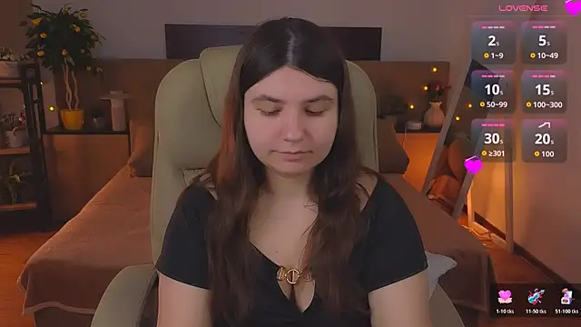 Viola  Shy online show from July 6, 2026, 8:11 pm