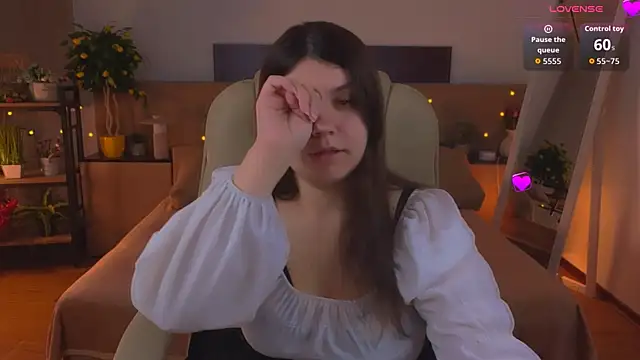 Viola  Shy online show from July 12, 2026, 8:11 pm