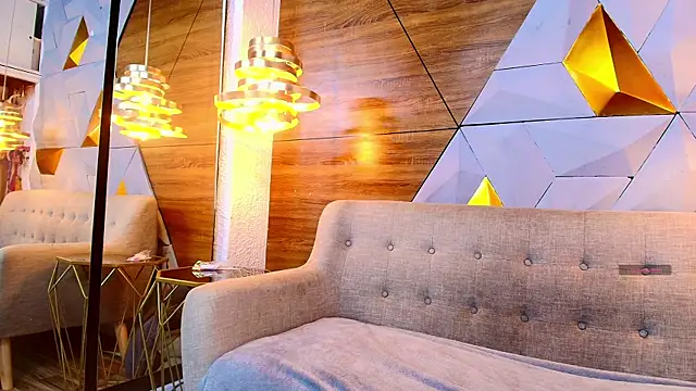 Snapshot of sarah_banks1 chatting on March 1, 2025, 7:04 pm sarah banks1 online show from March 1, 2025, 7:04 pm