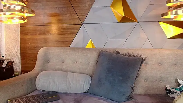 Snapshot of sarah_banks1 chatting on March 14, 2025, 7:12 pm sarah banks1 online show from March 14, 2025, 7:12 pm