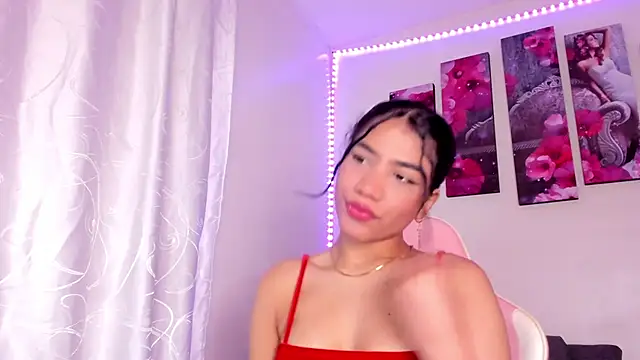 Alissarhys26 online show from March 14, 2025, 11:22 pm