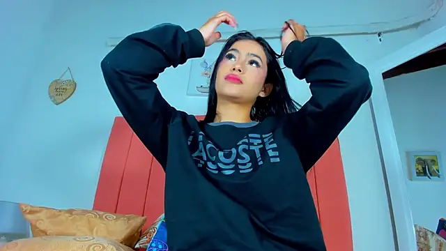 valen rose0 online show from January 4, 2025, 12:05 pm