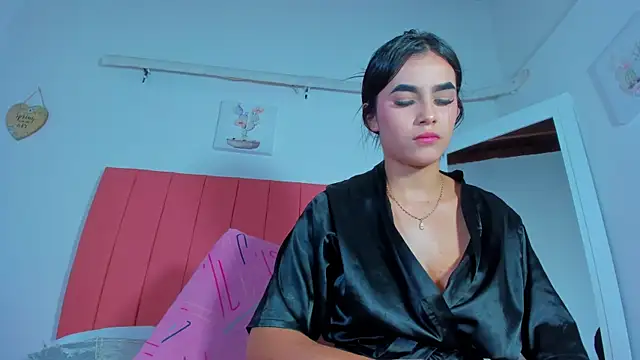 valen rose0 online show from March 13, 2025, 12:02 pm