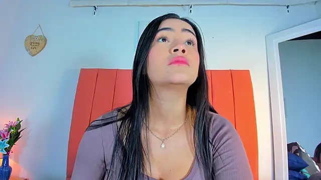 valen rose0 online show from September 9, 2025, 12:05 pm