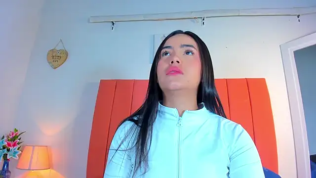 valen rose0 online show from September 12, 2025, 12:16 pm