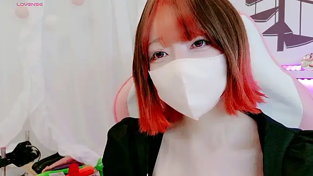 yuayua854 online show from May 8, 2026, 8:52 am