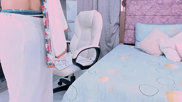 Snapshot of _Lakshmi_hotx chatting on February 17, 2025, 12:16 pm Lakshmi hotx online show from February 17, 2025, 12:16 pm