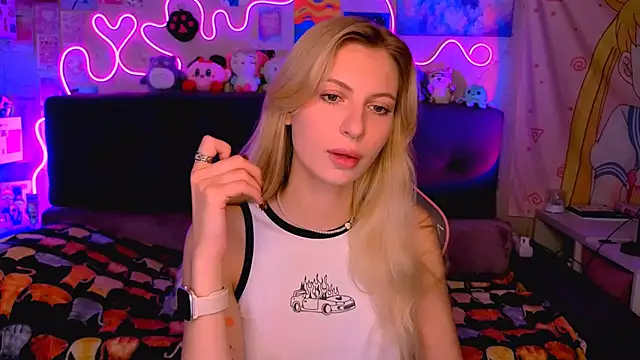 Snapshot of Maria_Hunt chatting on October 8, 2025, 4:54 am Maria Hunt online show from October 8, 2025, 4:54 am