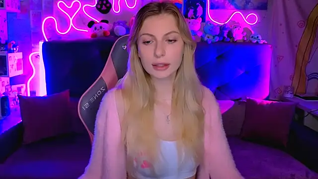 Maria Hunt online show from November 26, 2025, 2:12 am