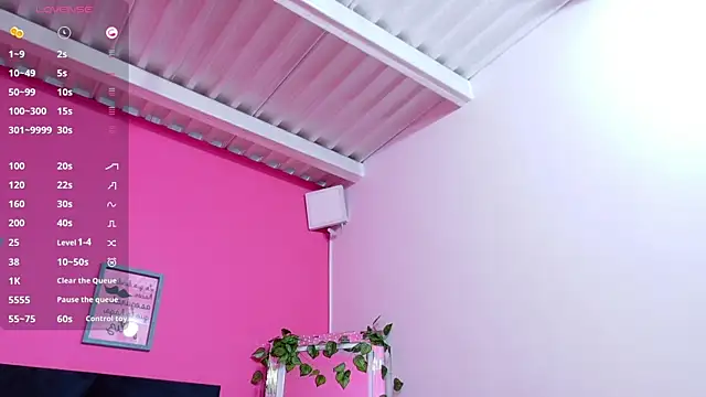 littleebluee online show from September 27, 2025, 3:00 am