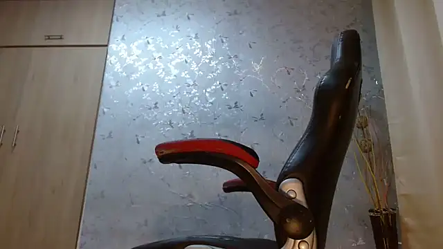 Samantabrown  online show from September 10, 2025, 11:32 am