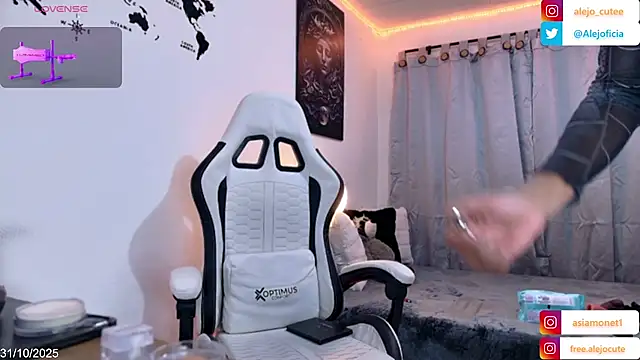 alejo cute online show from October 31, 2025, 9:38 pm