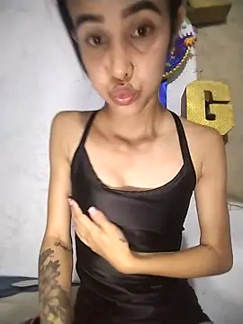 The-quee22 online show from September 27, 2025, 10:59 pm