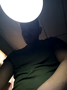 Snapshot of AlexisSpears_ chatting on February 21, 2026, 7:04 pm AlexisSpears online show from February 21, 2026, 7:04 pm