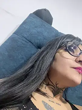 Snapshot of ZTahya chatting on March 7, 2026, 12:18 am ZTahya online show from March 7, 2026, 12:18 am