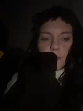 Snapshot of OniricFemme chatting on December 13, 2025, 9:42 pm OniricFemme online show from December 13, 2025, 9:42 pm