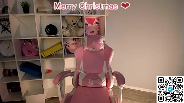 Snapshot of Mavis_Willis chatting on December 25, 2024, 7:14 am Mavis Willis online show from December 25, 2024, 7:14 am
