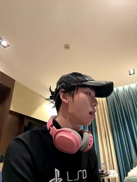 Snapshot of 1a1a1alll chatting on November 20, 2025, 2:39 pm 1a1a1alll online show from November 20, 2025, 2:39 pm