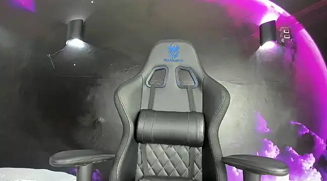 Snapshot of Lau_Beauty chatting on December 1, 2024, 5:46 pm Lau Beauty online show from December 1, 2024, 5:46 pm