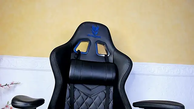 Snapshot of Lau_Beauty chatting on February 11, 2025, 8:37 am Lau Beauty online show from February 11, 2025, 8:37 am