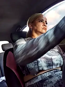 natally ross21 online show from December 3, 2024, 9:45 pm