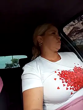 natally ross21 online show from December 13, 2024, 11:13 am