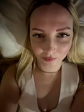 Snapshot of Aleksandrakis chatting on January 6, 2026, 10:08 am Aleksandrakis online show from January 6, 2026, 10:08 am