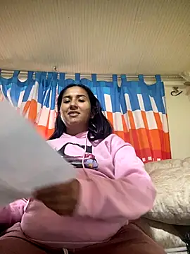 luna asss online show from November 5, 2025, 9:04 pm