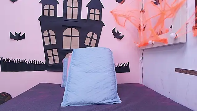 Snapshot of kendal_rossi chatting on October 18, 2025, 11:55 am kendal rossi online show from October 18, 2025, 11:55 am