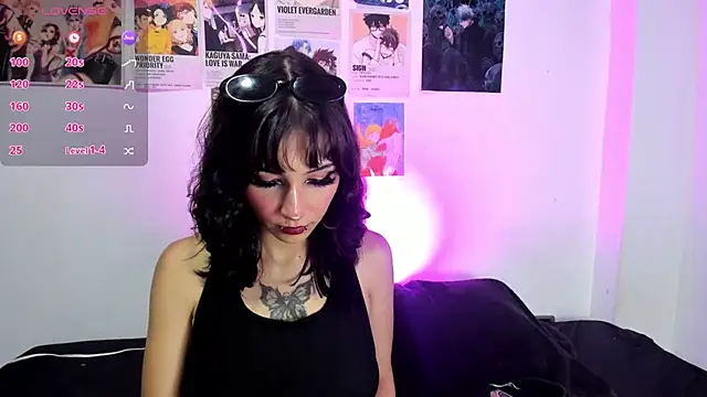 Naomi-Haruno online show from October 30, 2025, 5:20 am